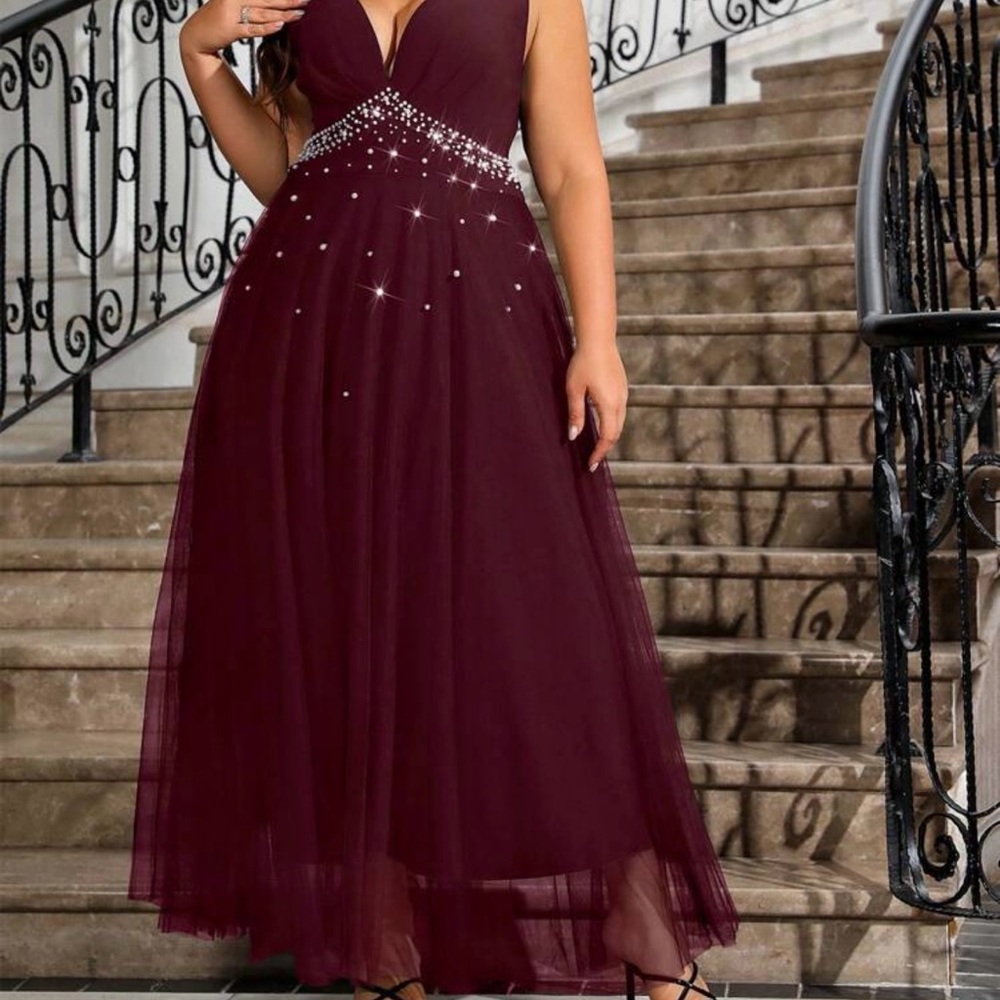 Red Sequin Embellished Sleeveless Gown